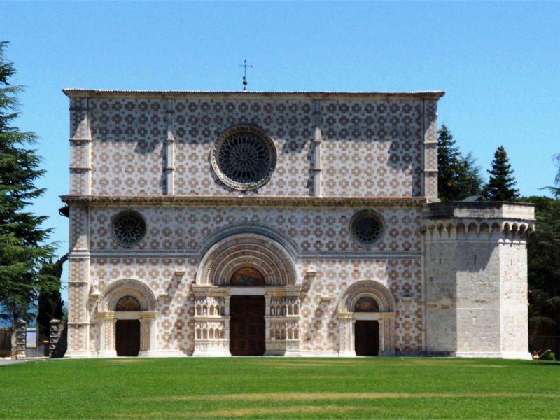 La Basilica di Santa Maria di Collemaggio - L'Aquila