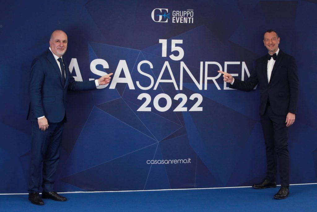 amadeus_palafiori_casa_sanremo_2022_tv_sorrisi_canzoni_russolillo_1 (1)